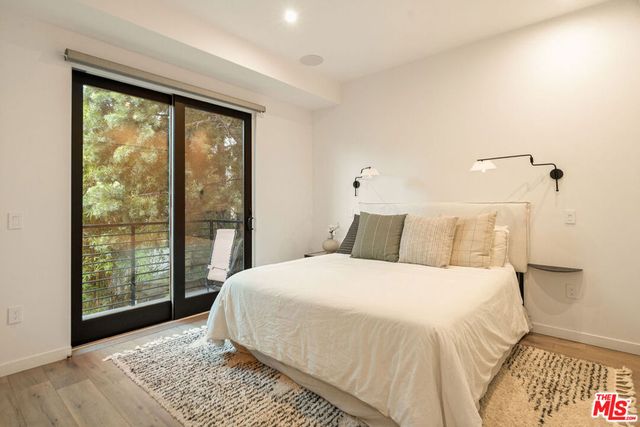 1333 Beverly Green Drive 301, Los Angeles, CA 90035