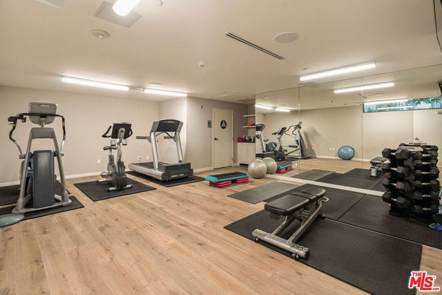 1333 Beverly Green Drive 301, Los Angeles, CA 90035