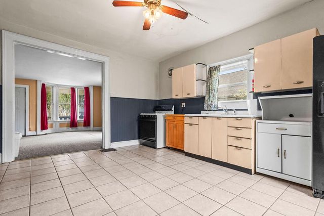 1212 8th STREET, Beloit, WI 53511