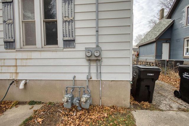 1212 8th STREET, Beloit, WI 53511