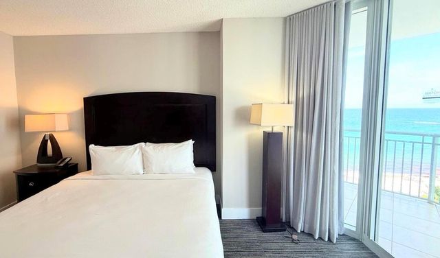 17375 Collins Avenue 1104, Sunny Isles Beach, FL 33160