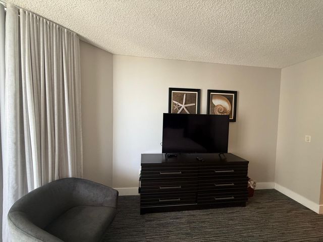 17375 Collins Avenue 1104, Sunny Isles Beach, FL 33160