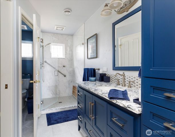 637 Race Road, Coupeville, WA 98239