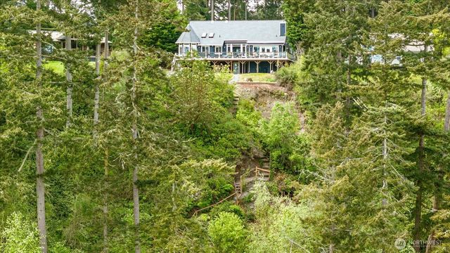 637 Race Road, Coupeville, WA 98239