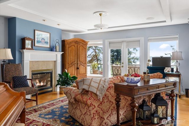 637 Race Road, Coupeville, WA 98239