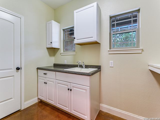 11154 Moorway, Helotes, TX 78023