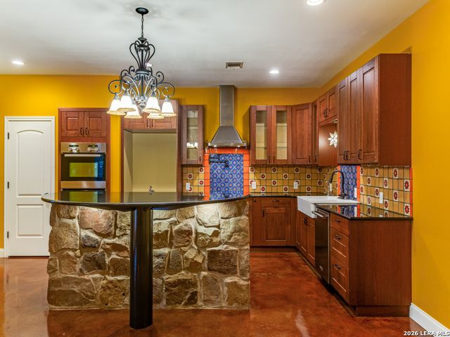 11154 Moorway, Helotes, TX 78023