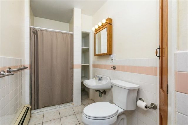 40 Congress St, Amesbury, MA 01913