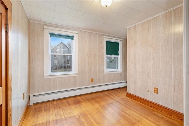 40 Congress St, Amesbury, MA 01913