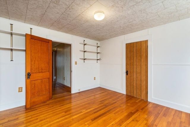 40 Congress St, Amesbury, MA 01913