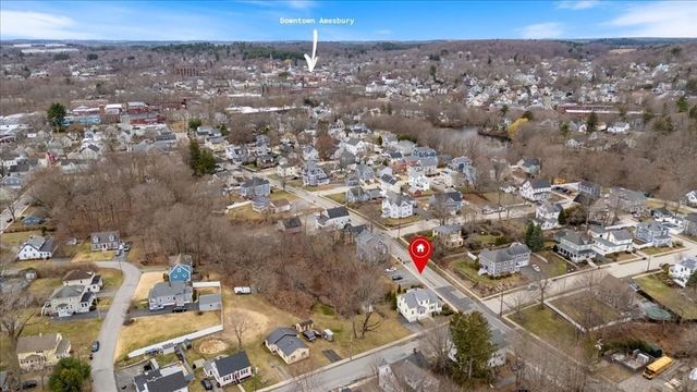 40 Congress St, Amesbury, MA 01913