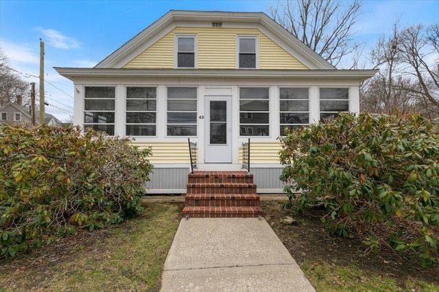 40 Congress St, Amesbury, MA 01913
