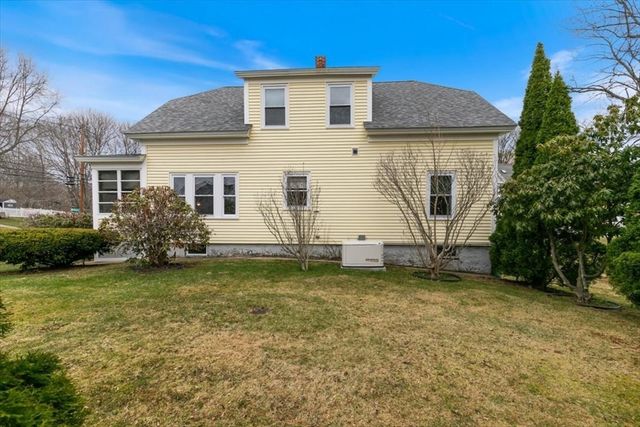 40 Congress St, Amesbury, MA 01913