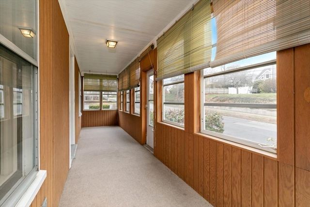 40 Congress St, Amesbury, MA 01913