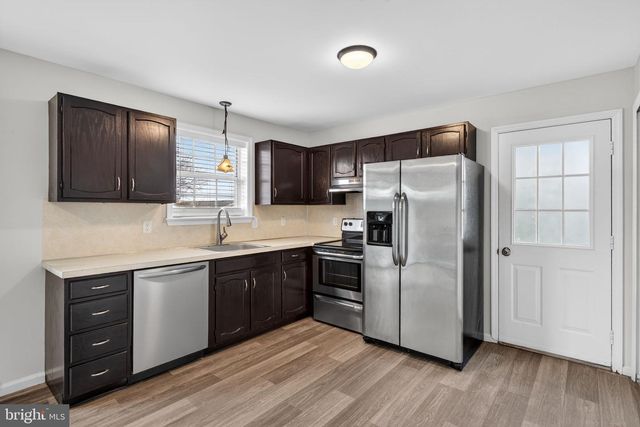 2015 ASPEN LN, Columbia, PA 17512