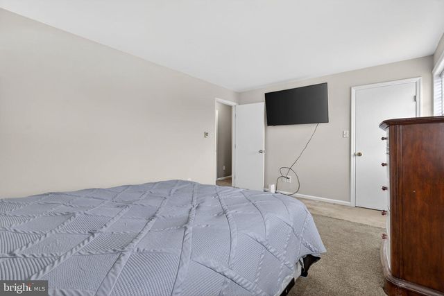 2015 ASPEN LN, Columbia, PA 17512