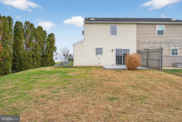 2015 ASPEN LN, Columbia, PA 17512