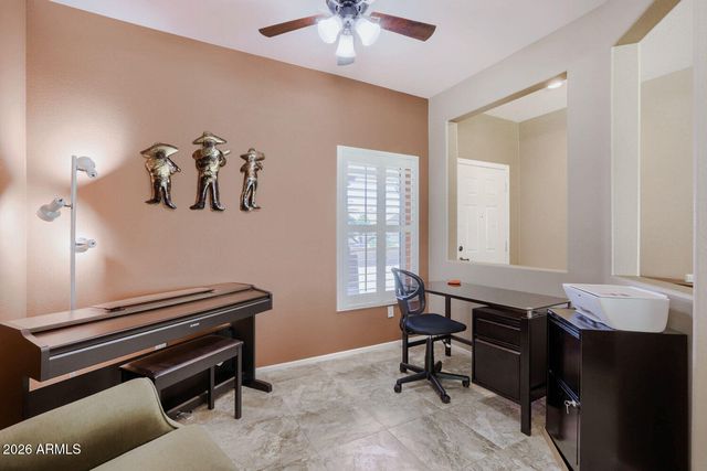 15186 W LAS BRIZAS Lane, Sun City West, AZ 85375
