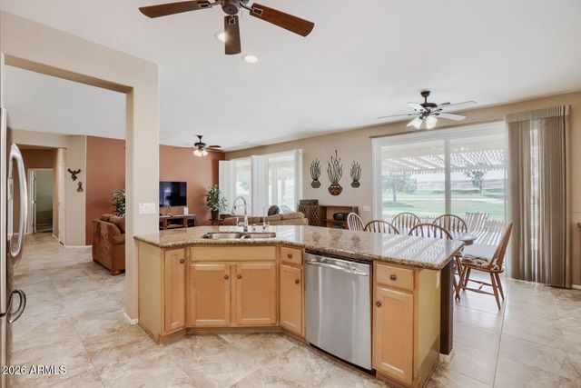 15186 W LAS BRIZAS Lane, Sun City West, AZ 85375