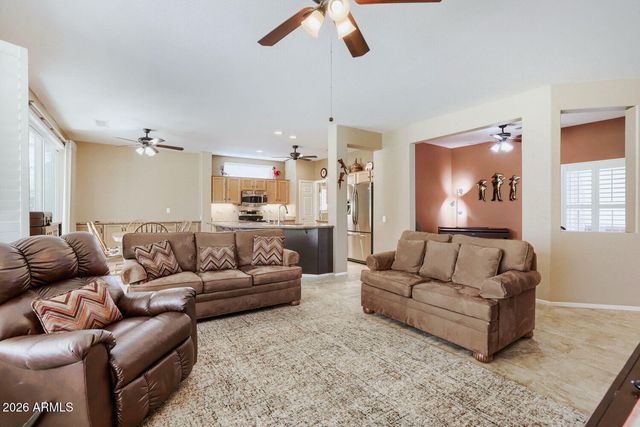 15186 W LAS BRIZAS Lane, Sun City West, AZ 85375