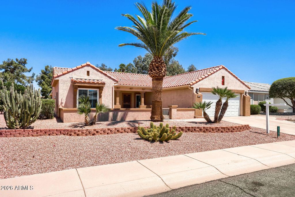 15186 W LAS BRIZAS Lane, Sun City West, AZ 85375