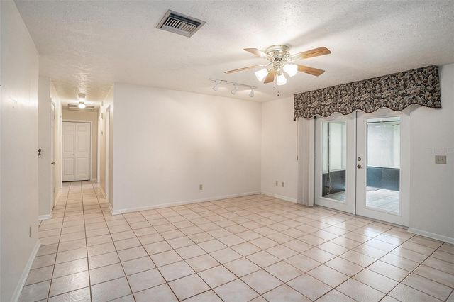 2110 SILOAM SPRINGS DRIVE, Dover, FL 33527