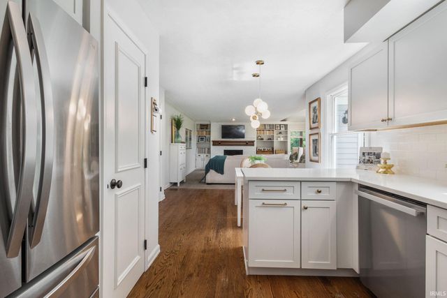 1854 Acorn Lane, Mishawaka, IN 46544