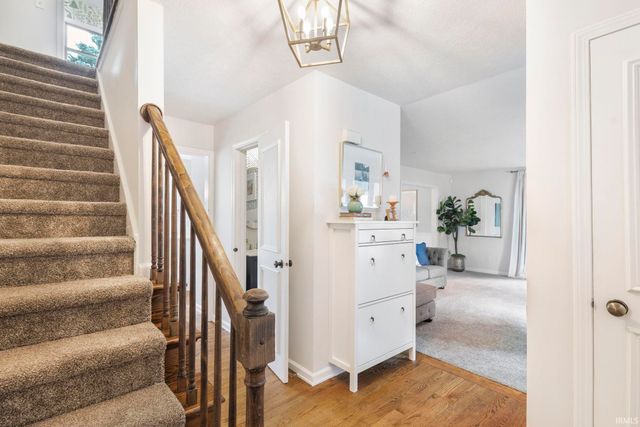 1854 Acorn Lane, Mishawaka, IN 46544