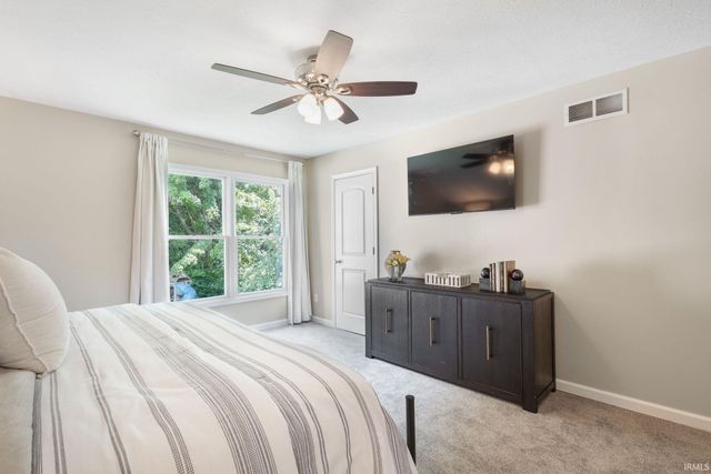 1854 Acorn Lane, Mishawaka, IN 46544