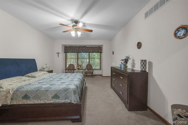 43746 Via Antonio Drive, Sterling Heights, MI 48314