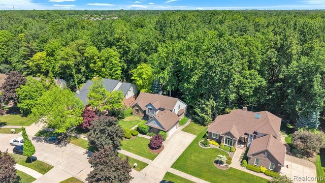 43746 Via Antonio Drive, Sterling Heights, MI 48314