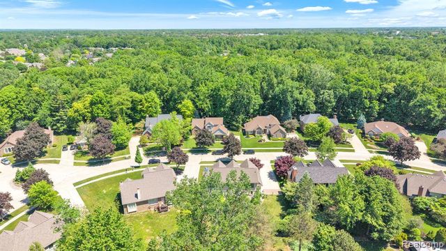 43746 Via Antonio Drive, Sterling Heights, MI 48314
