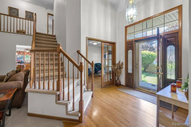 43746 Via Antonio Drive, Sterling Heights, MI 48314