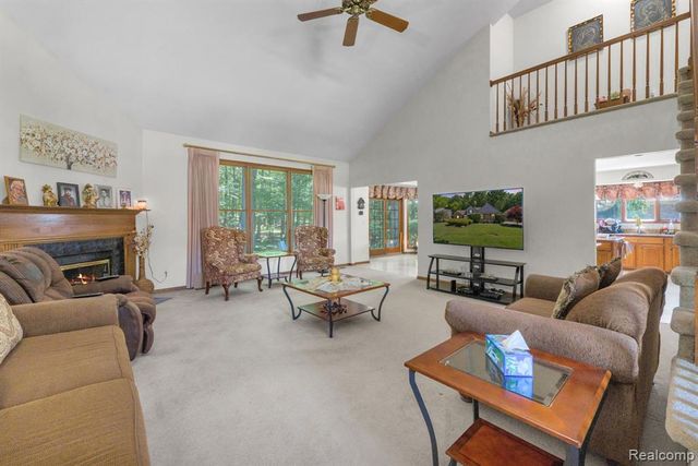 43746 Via Antonio Drive, Sterling Heights, MI 48314