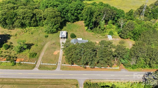 1935 Lowrys Highway, Chester, SC 29706