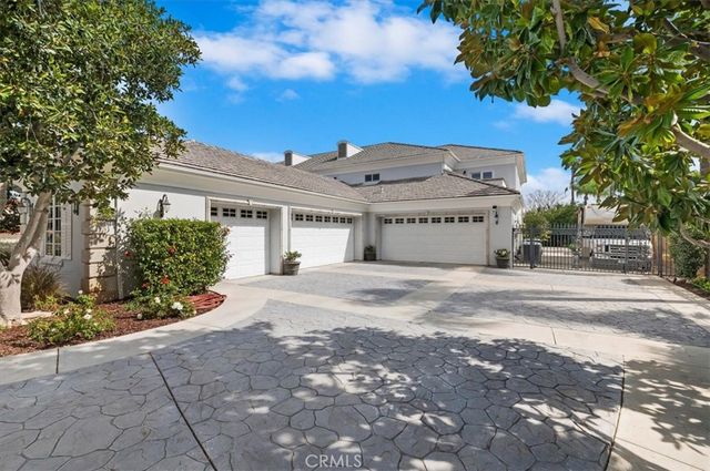 3043 Garretson Avenue, Corona, CA 92881