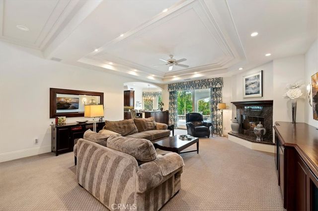 3043 Garretson Avenue, Corona, CA 92881