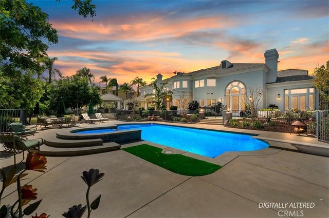 3043 Garretson Avenue, Corona, CA 92881