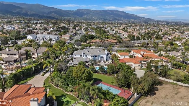 3043 Garretson Avenue, Corona, CA 92881