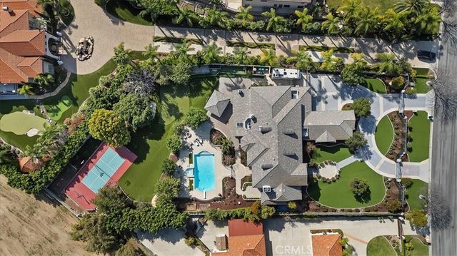 3043 Garretson Avenue, Corona, CA 92881