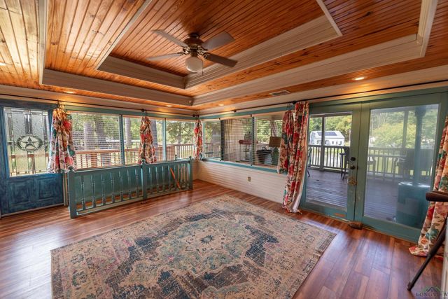 668 Omaha Drive, Omaha, TX 75571