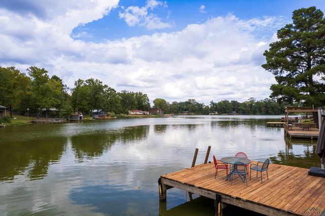 668 Omaha Drive, Omaha, TX 75571