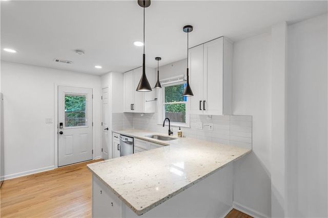 844 Deckner Avenue SW, Atlanta, GA 30310