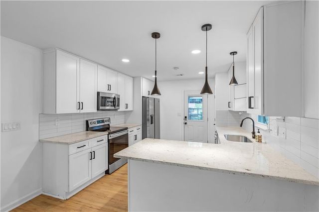 844 Deckner Avenue SW, Atlanta, GA 30310