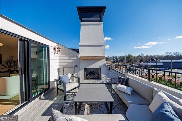 245 Mayfair Court, Alpharetta, GA 30009