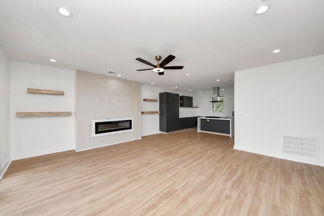 9022 Ferdinand Street, Houston, TX 77051