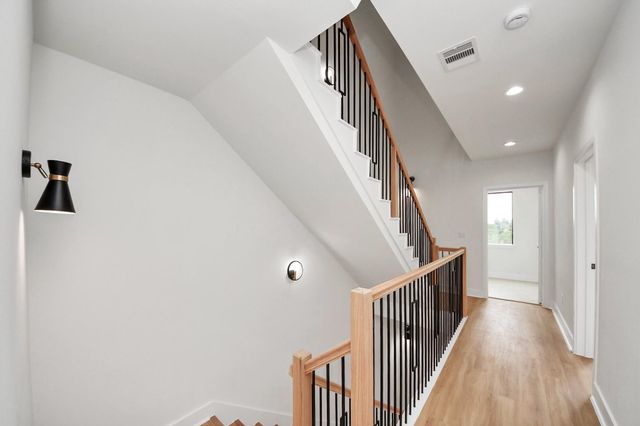 9022 Ferdinand Street, Houston, TX 77051