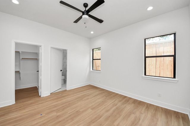 9022 Ferdinand Street, Houston, TX 77051