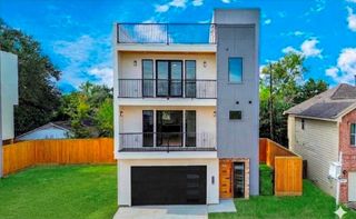 9022 Ferdinand Street, Houston, TX 77051