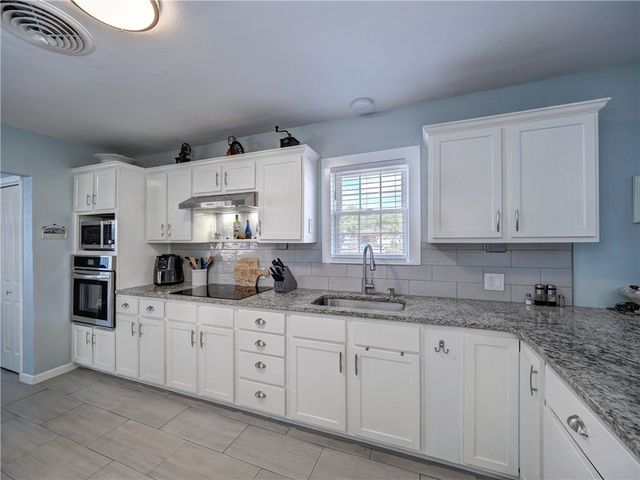 341 W Greenwood, Aransas Pass, TX 78336